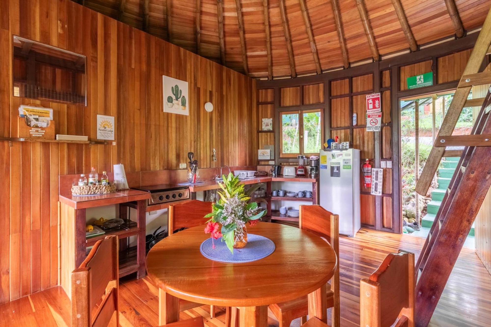 Paradiselodge Jungleguesthouse Platanillo 외부 사진